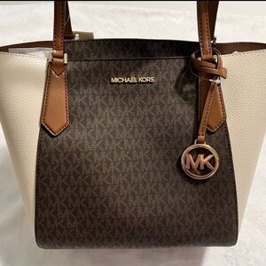 New with tags Michael Kors Kimberly tote